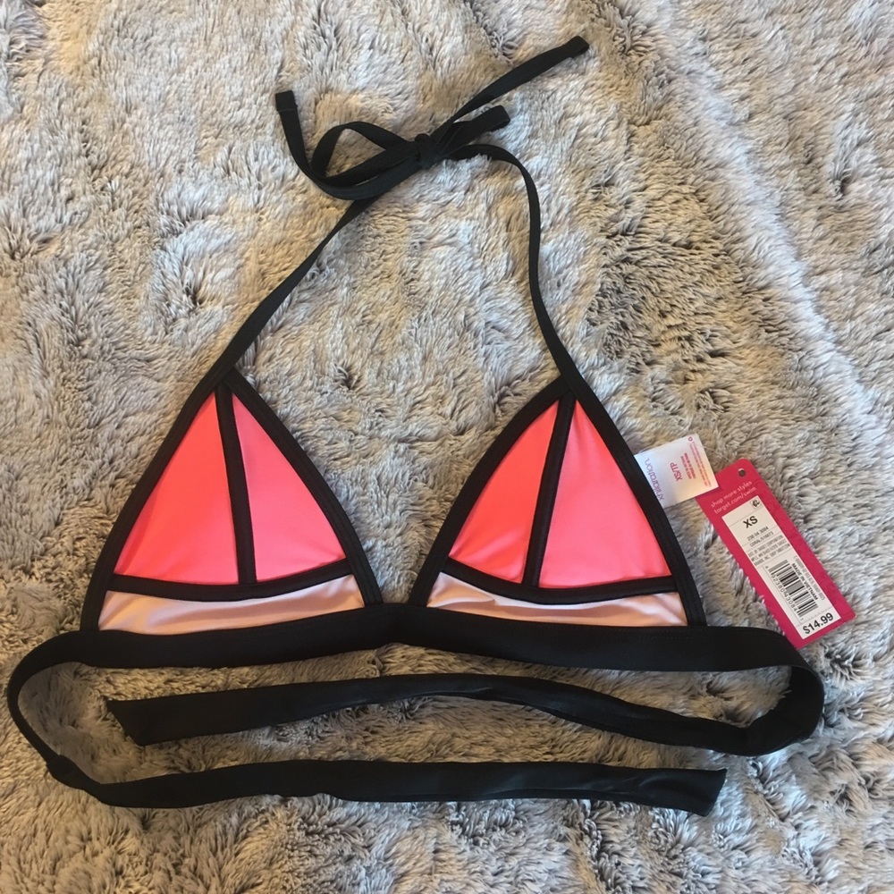 new with tags xhilaration bikini top!!!